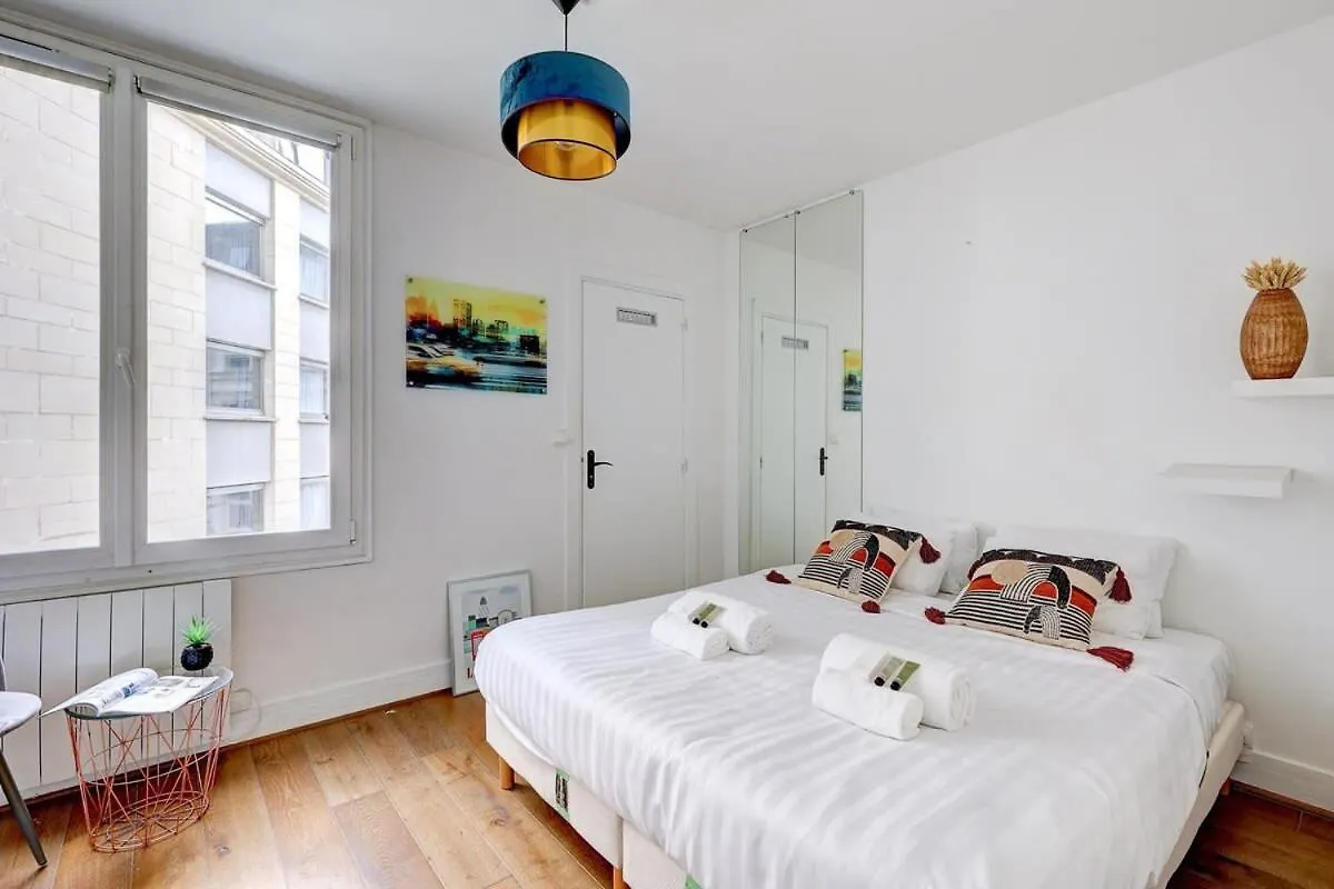 103- Elegant Apartment Near The Eiffel Tower Paris France